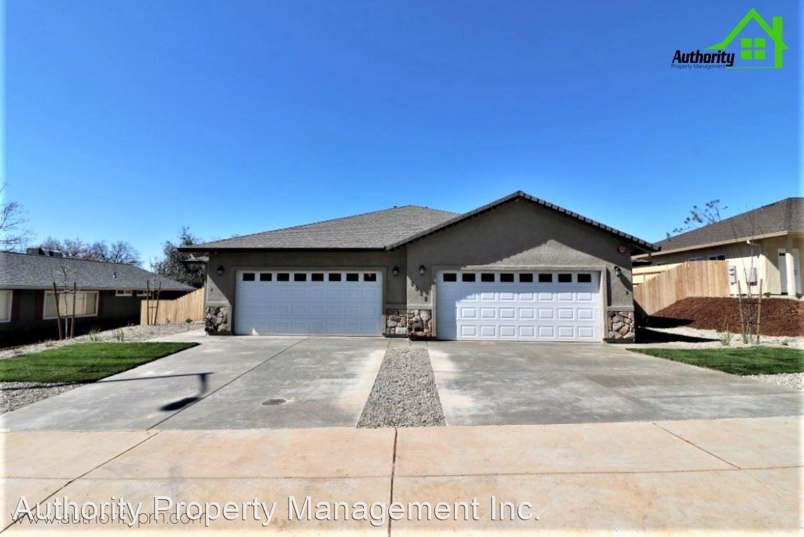 2538  Rainbow Ln. - Photo 2 of 17