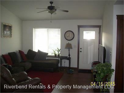 3268 White Oak Ln - Photo 2 of 16