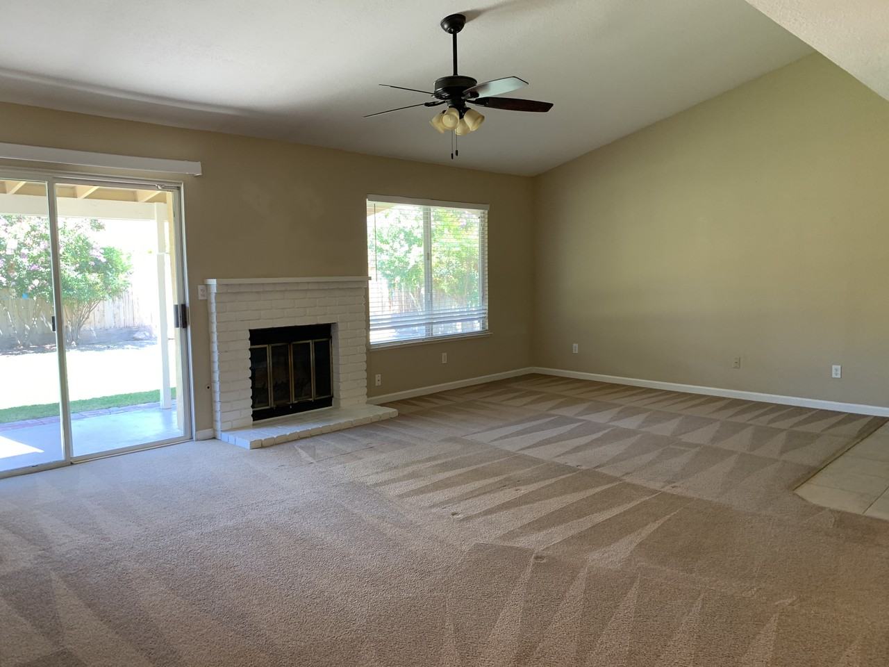 445 Magnolia Ln - Photo 7 of 21