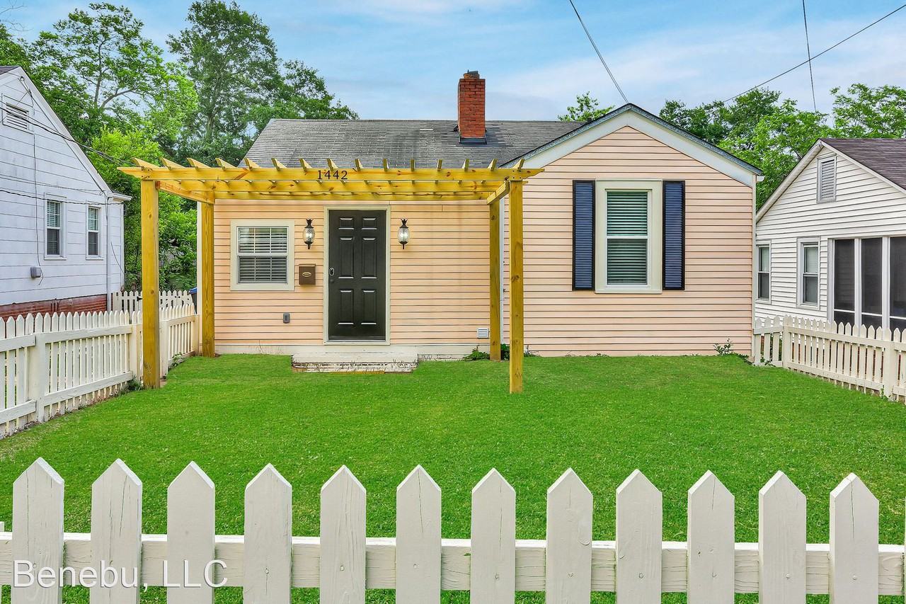 1442 Heard Ave - Photo 2 of 33