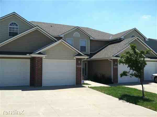 Timbers East Townhomes Apartments Sterling Ave, Kansas City, MO 64133