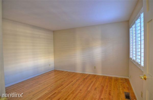 5866 Dry Oak Dr - Photo 3 of 10