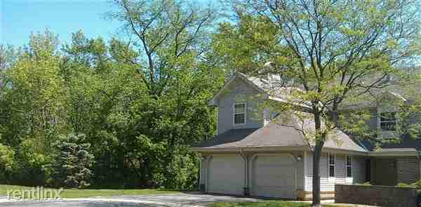 Woodlands of Brookfield - Photo 2 of 10