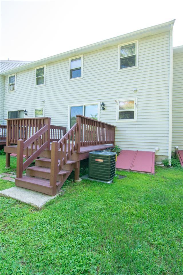 265 Winding Pond Rd - Photo 3 of 30