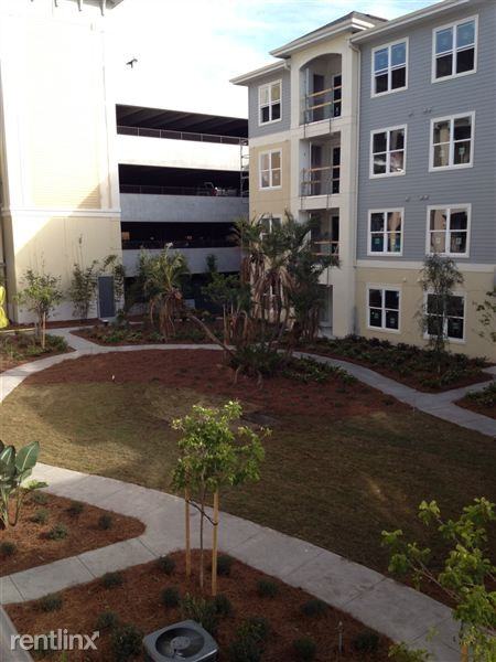 8701 Ibis Walk Pl N - Photo 2 of 5