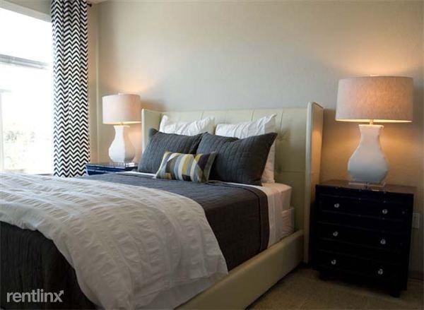 8701 Ibis Walk Pl N - Photo 3 of 5