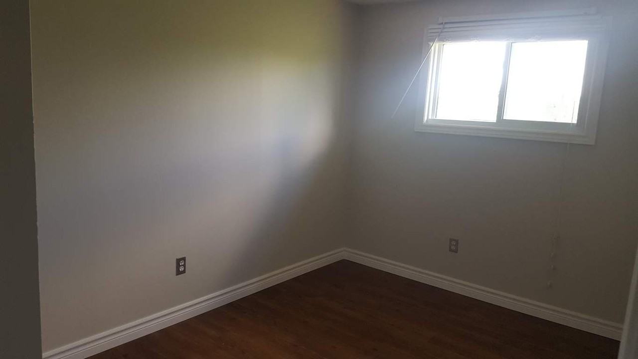 577 Third Street - Photo 3 of 8