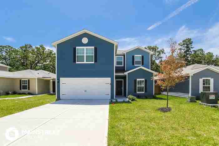 23079 Bellini Dr - Photo 2 of 17