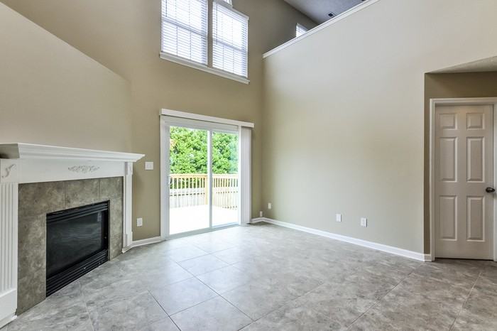 3619 Sana Ct - Photo 3 of 15
