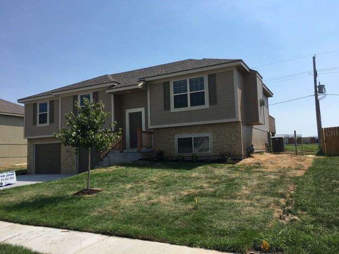 819 Rockville Ter - Photo 3 of 7