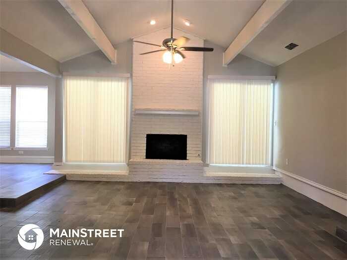 3707 Mckamy Oaks Trl - Photo 2 of 13