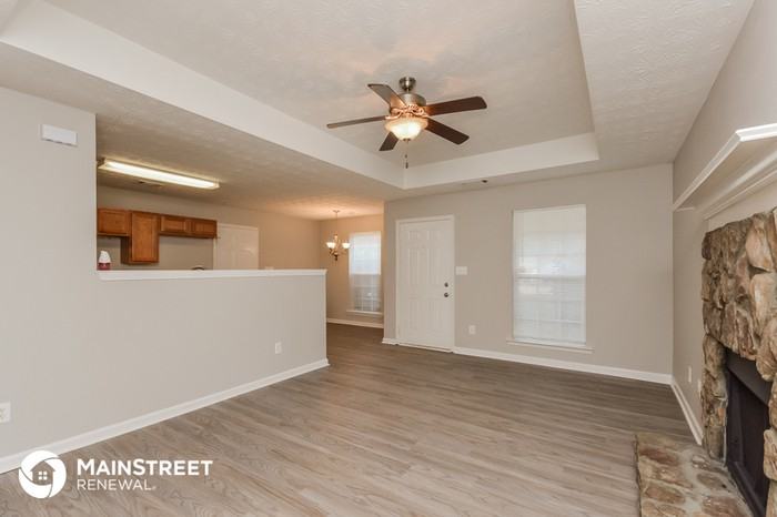 1111 Overlook St - Photo 3 of 16