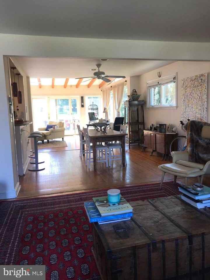 124 Berkley Rd - Photo 3 of 12