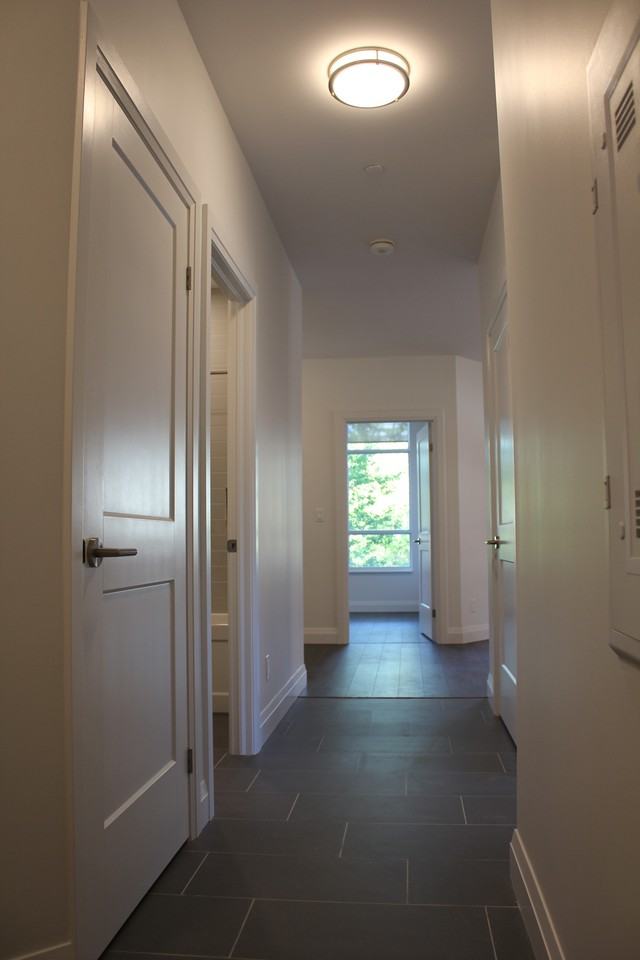399 Queen Street South #212 - Photo 3 of 10