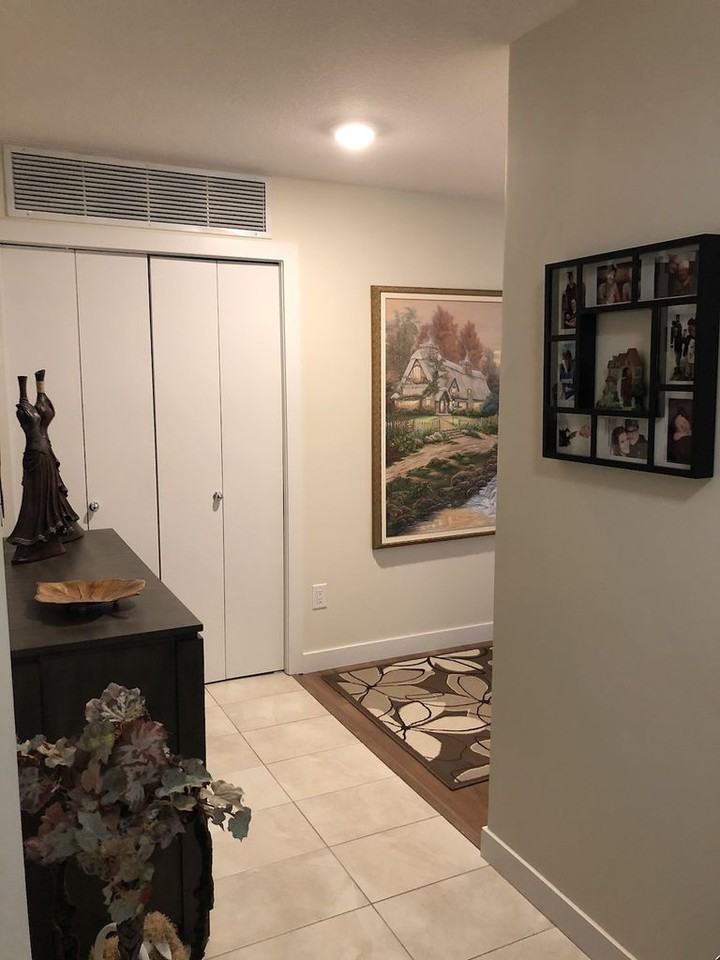 Luxury 2 bedroom 2 bath condo Near Whyte ave! - Photo 2 of 18