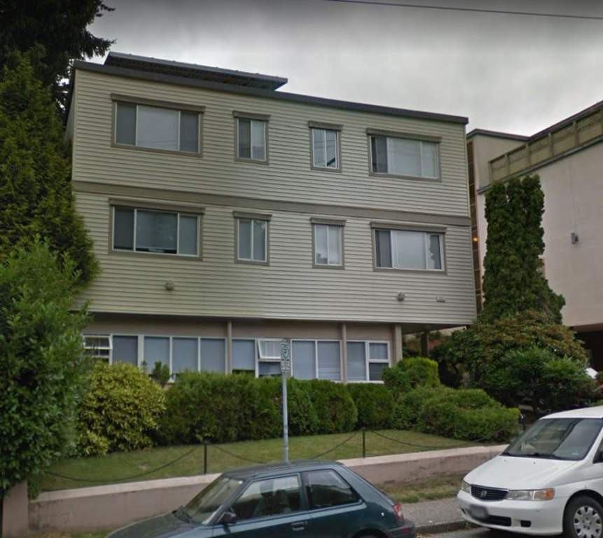 Margo Apartments 411 Agnes St, New Westminster, BC V3L 1G2 with 1
