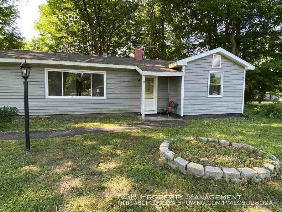 236 Miller Rd - Photo 2 of 26