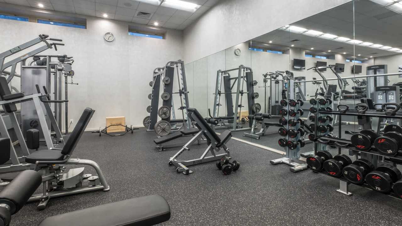 Longacre House - Photo 2 of 70