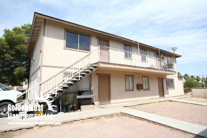 2308 Pearson Ct #C - Photo 2 of 9