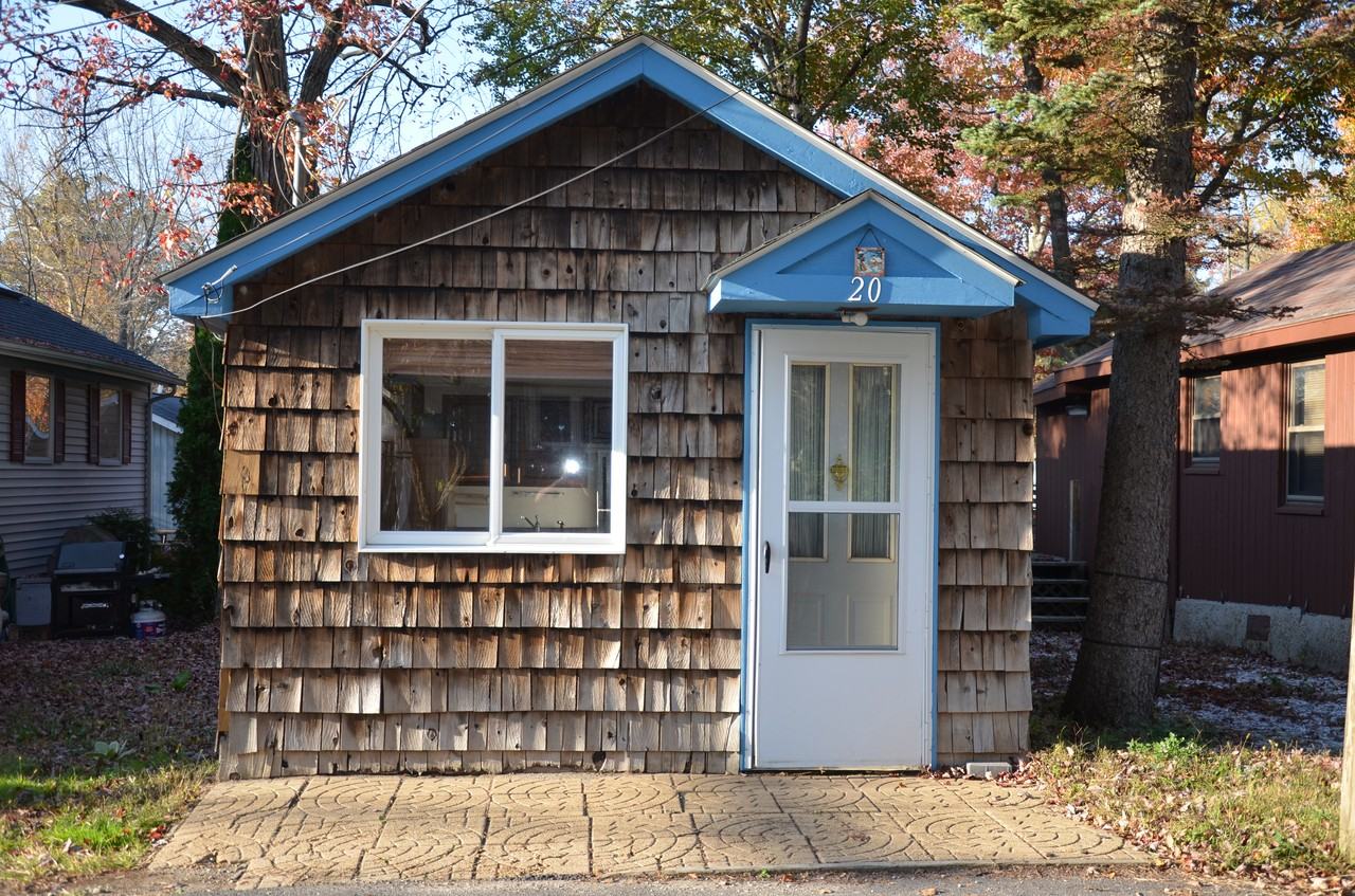 20 Cottage Pl - Photo 2 of 15