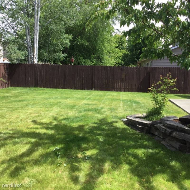 2881 W Versailles Dr - Photo 3 of 4