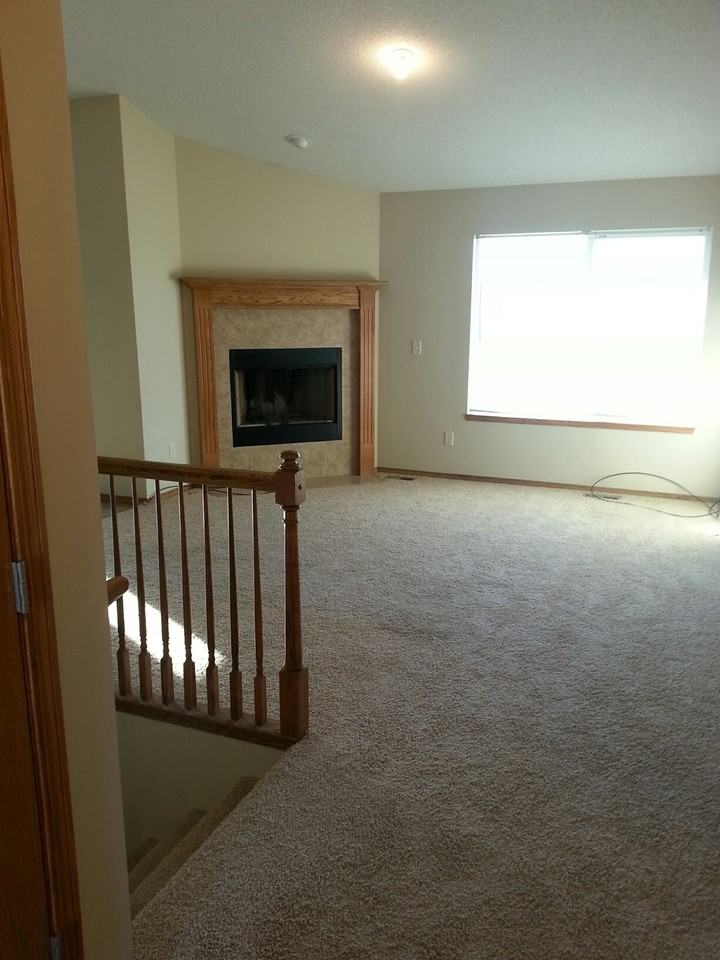 1013 Stone Path - Photo 3 of 17