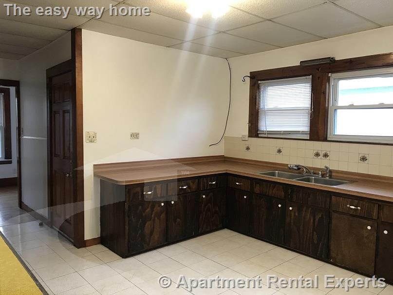 3 Harrison St #2 - Photo 3 of 17