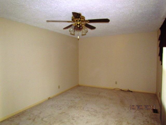 2056 Sutton Dr - Photo 3 of 16