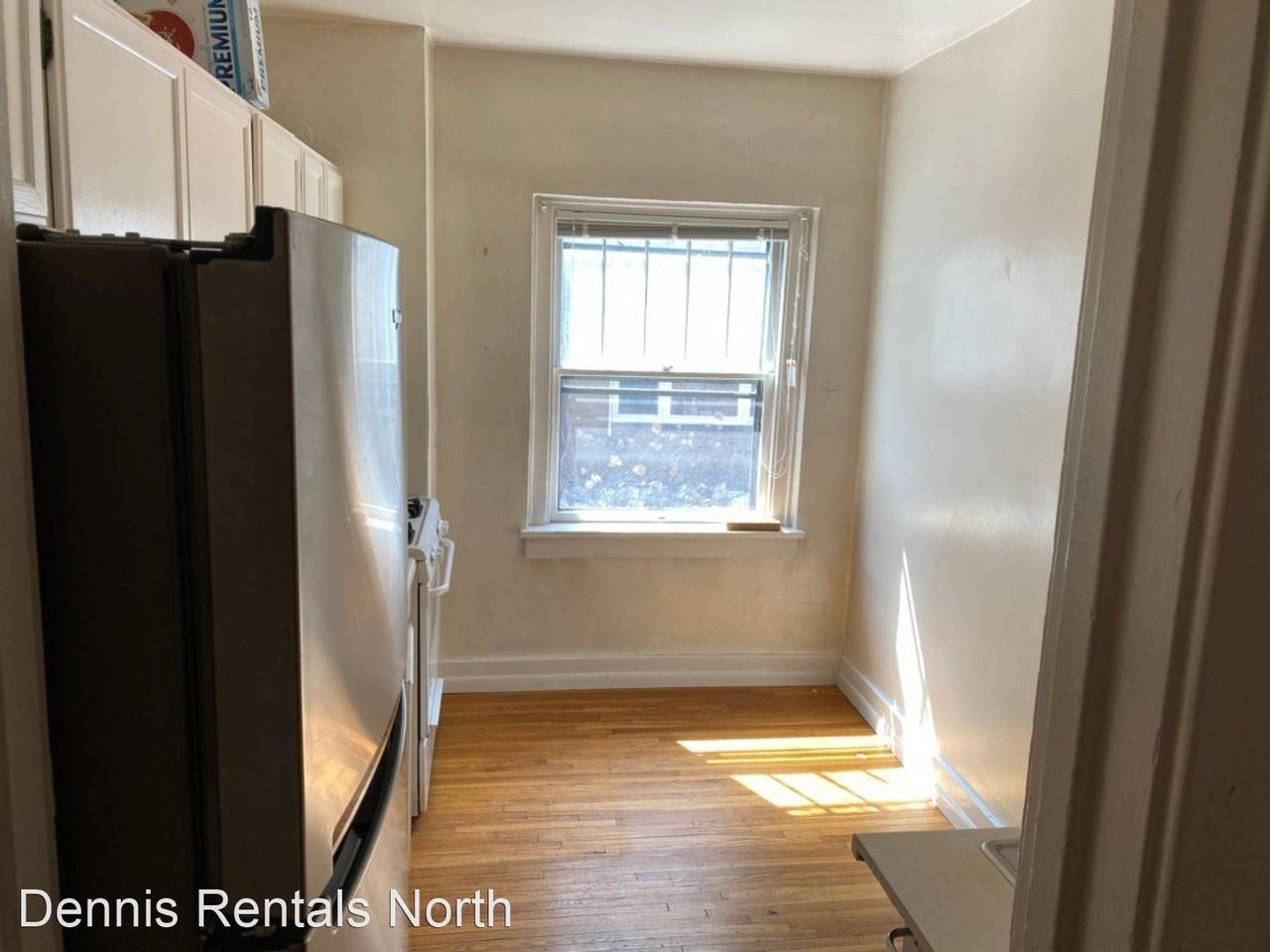 3415 Emerson Ave S - Photo 3 of 7