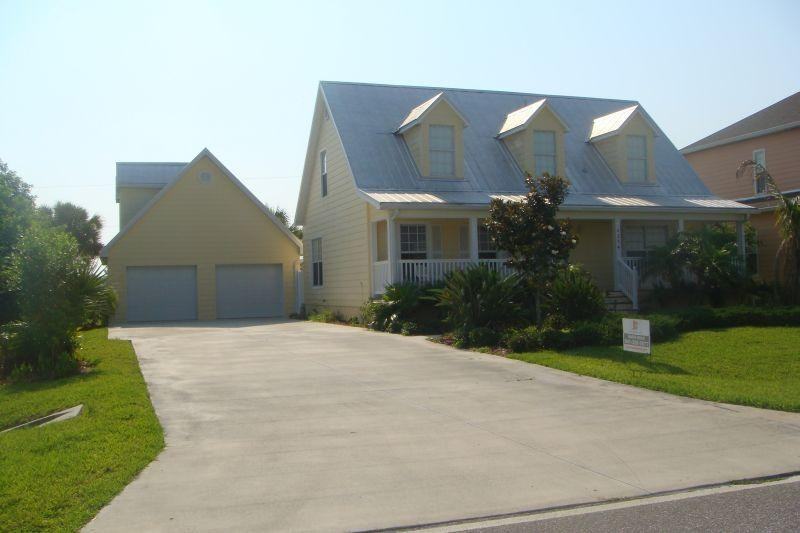 4254 Flamingo Blvd - Photo 3 of 24
