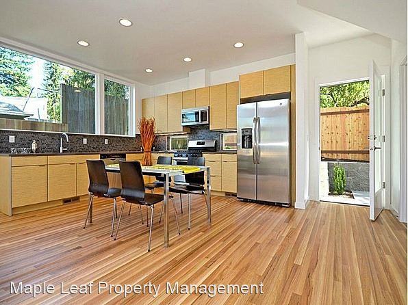 11336 40th Ave Ne - Photo 2 of 12