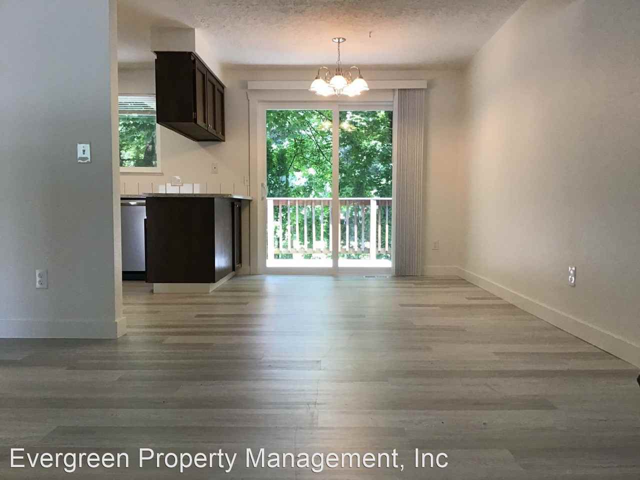 104 Se 205th Pl - Photo 2 of 18