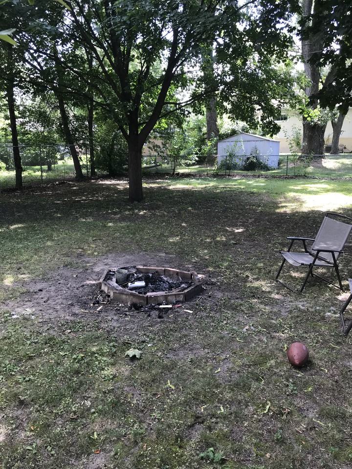 6401 47th Ave N - Photo 3 of 13