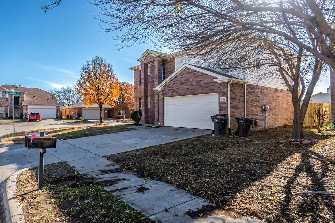 2501 Tar Heel Dr - Photo 3 of 50