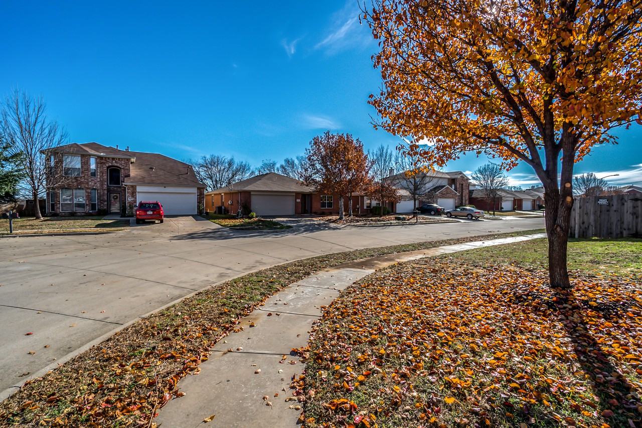 2501 Tar Heel Dr - Photo 4 of 50