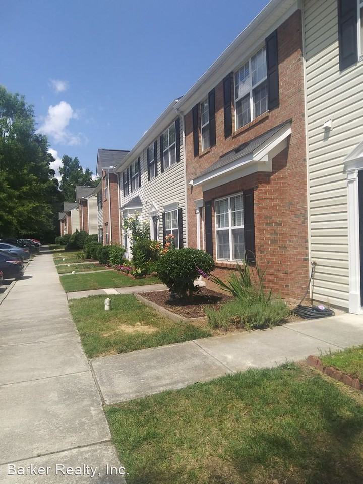 134 Forthview Way - Photo 2 of 6