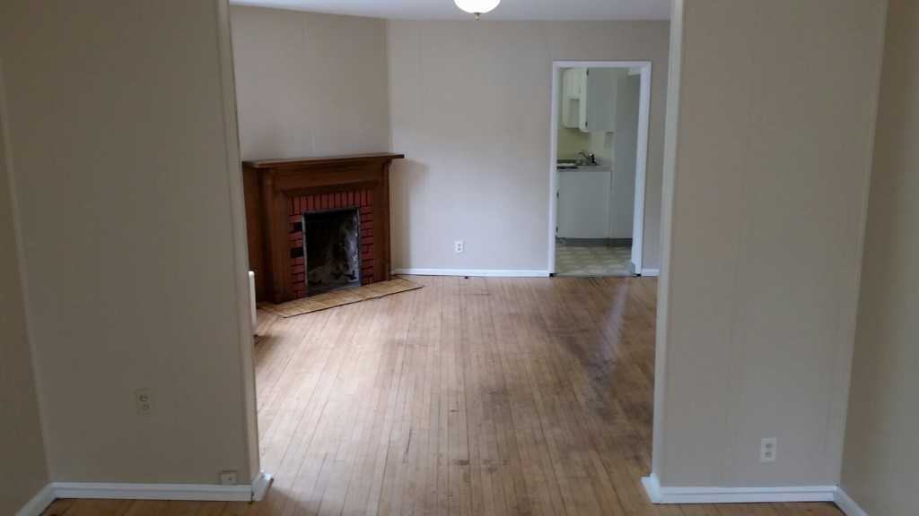 514 N 1st Ave W - Photo 3 of 10