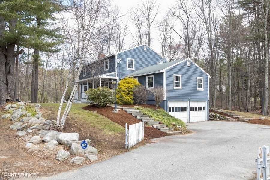 7 New Boston Rd - Photo 2 of 16