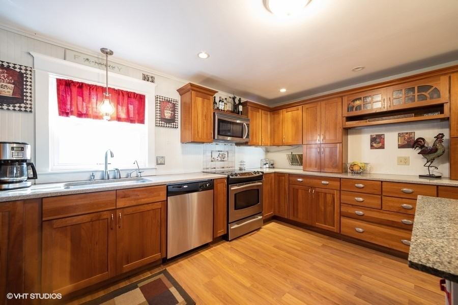 7 New Boston Rd - Photo 3 of 16