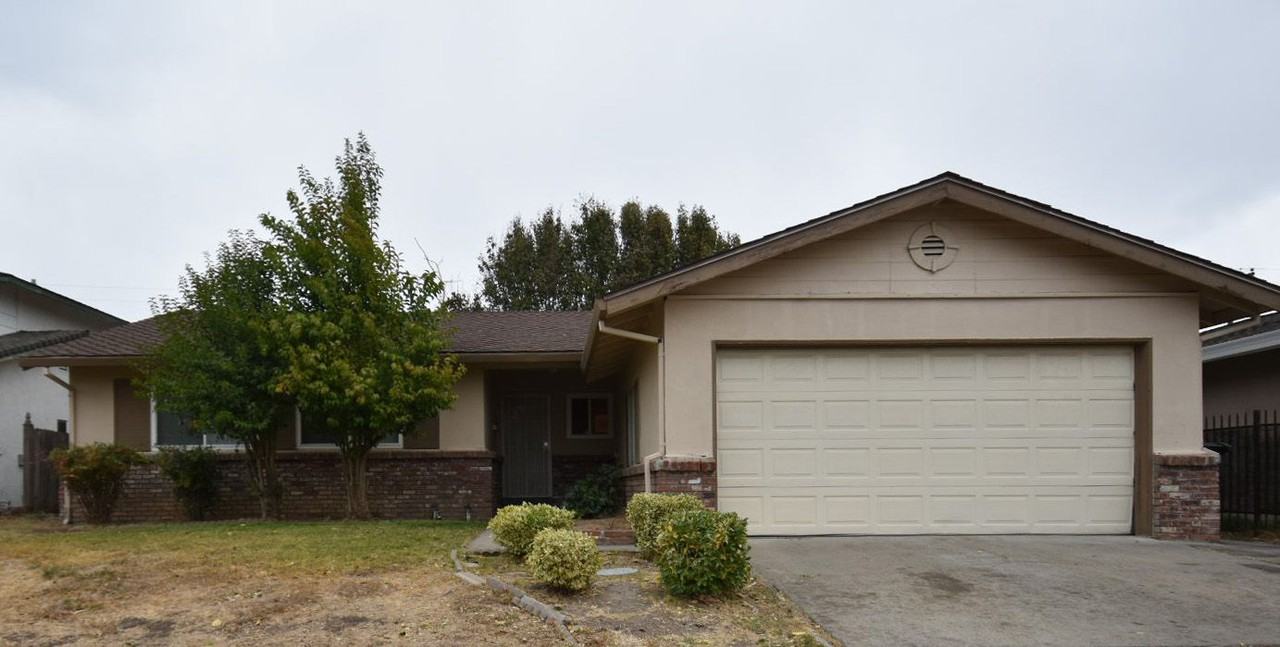 7537 Collingwood St, Sacramento, CA 95822 3 Bedroom House for Rent for