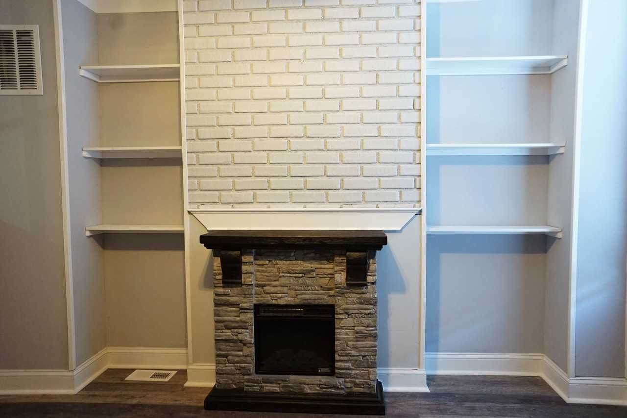 1253 Sargeant Street - Photo 3 of 10