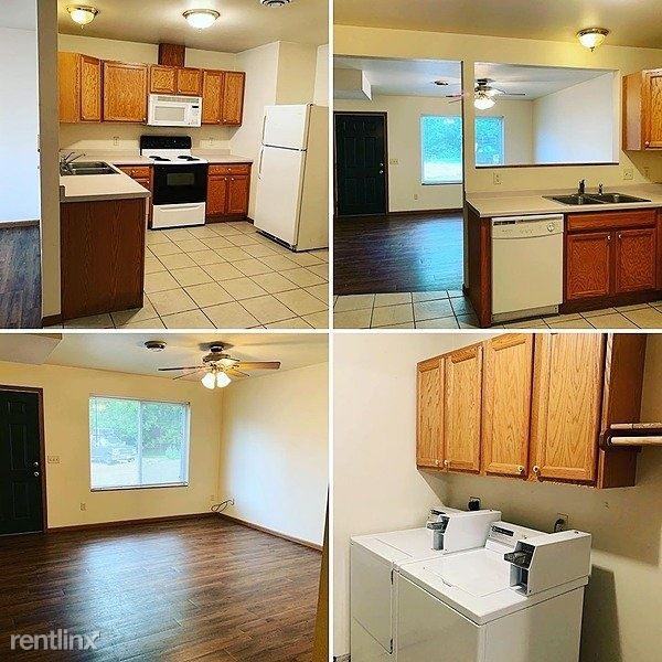 410 3rd St W - Photo 3 of 4