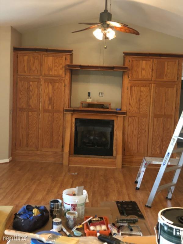 576 Lee Hwy - Photo 3 of 4