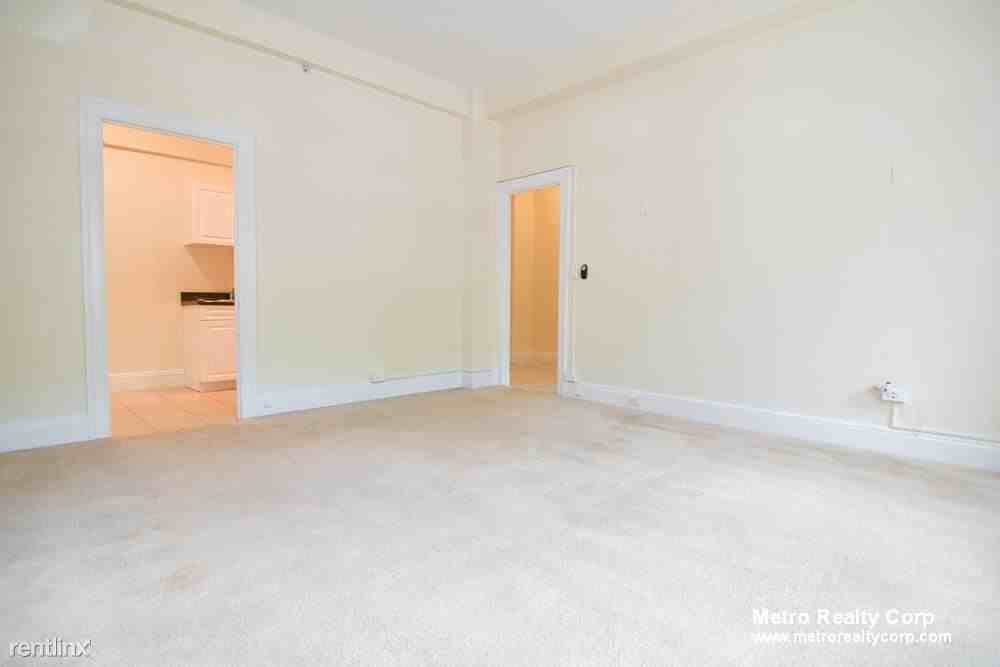 1401 Beacon St - Photo 2 of 18