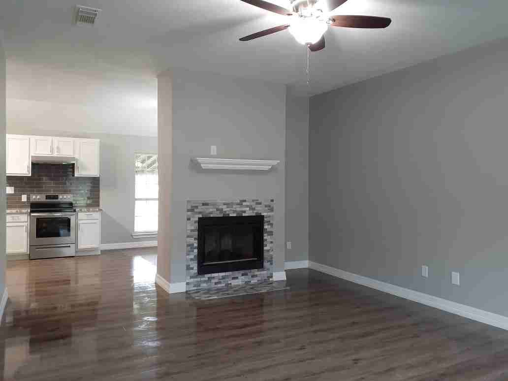 916 Old Highwayw - Photo 2 of 20