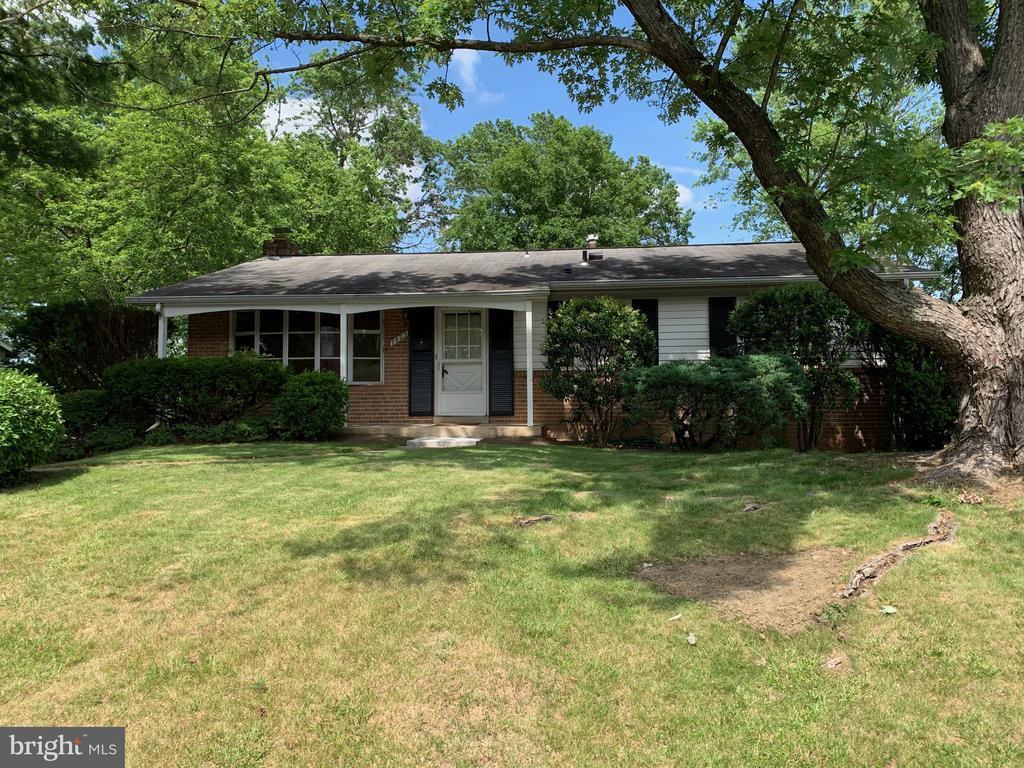 7505 Bland Dr - Photo 2 of 16