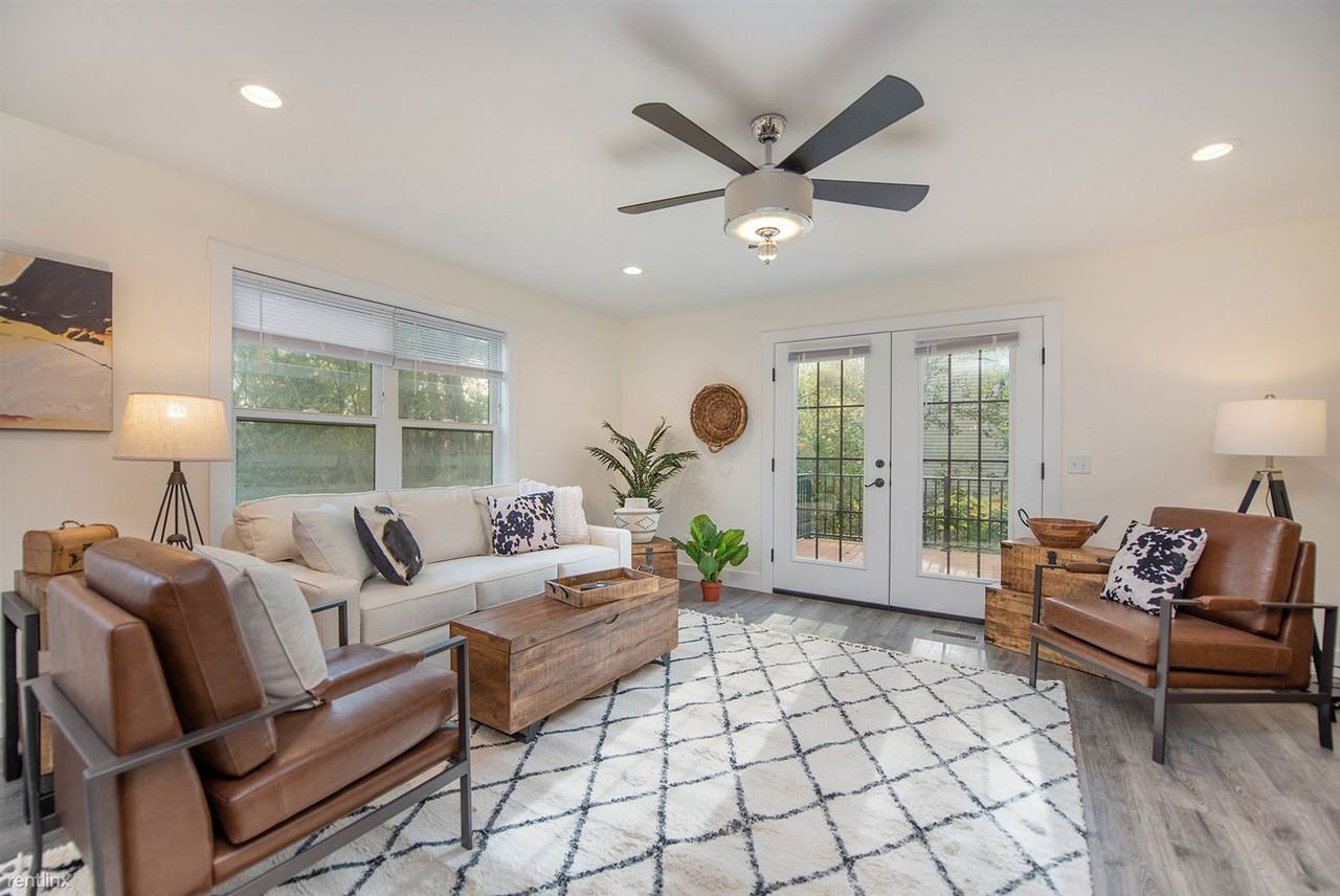 225 Sunset Rd - Photo 2 of 17