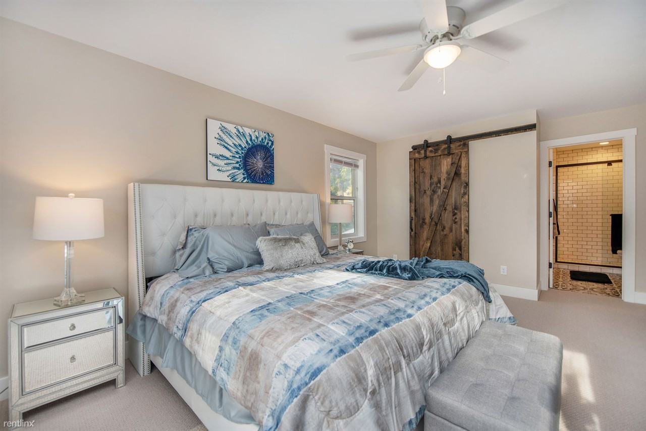 225 Sunset Rd - Photo 3 of 17