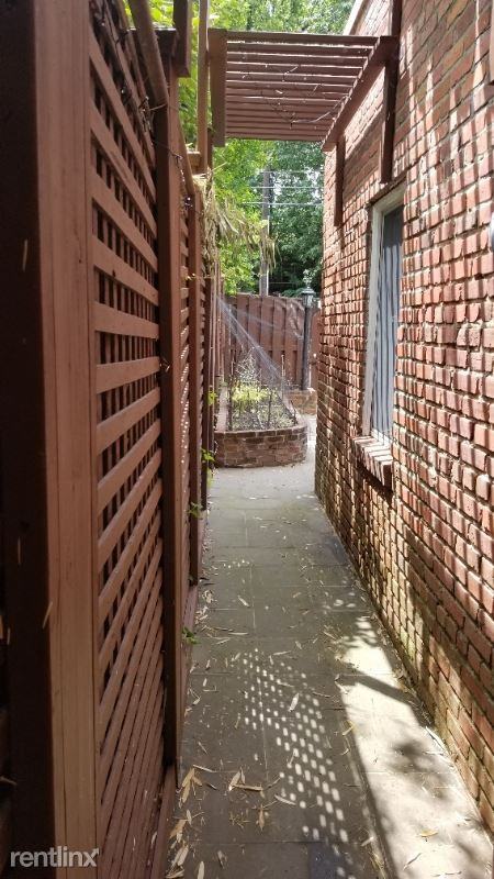 4436 Q St Nw - Photo 3 of 19