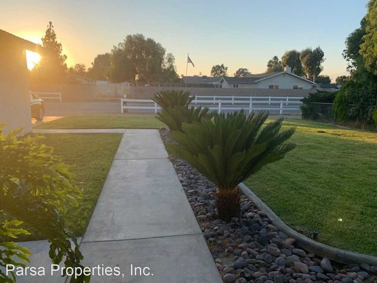 4389 Trail St - Photo 2 of 29